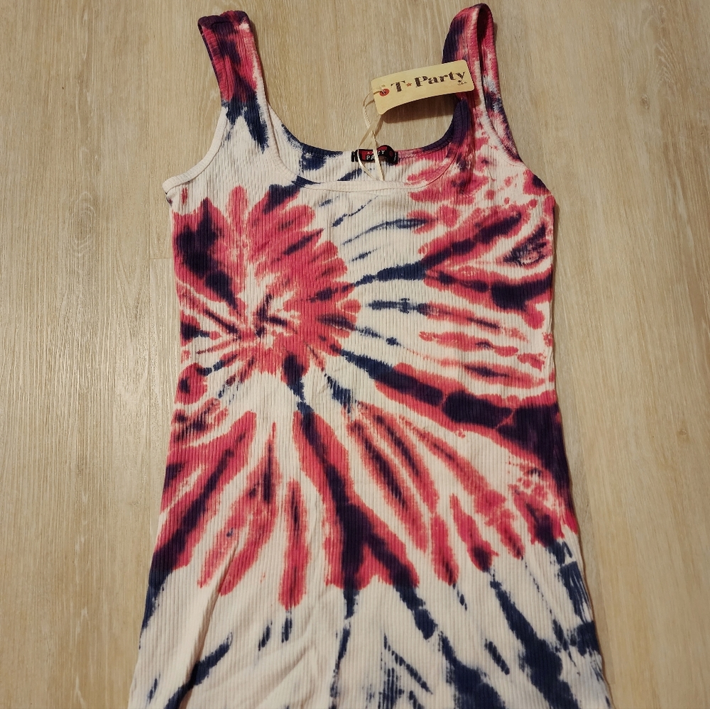 T-Party Ribbed Tie Dye Tank Top Size Small NWT